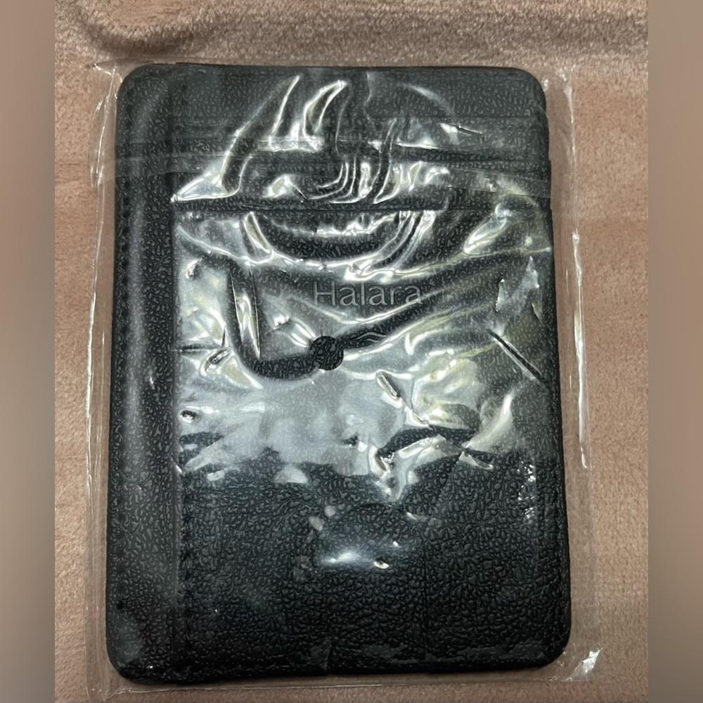 NWT HALARA Card Holder Accessory